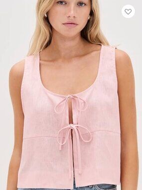 NWT Light pink, linen, tie front tank size M from VRG GRL